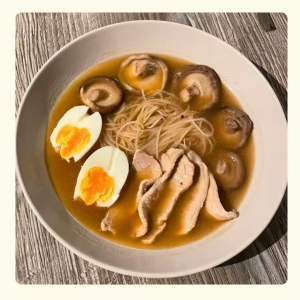 Ramen de cerdo